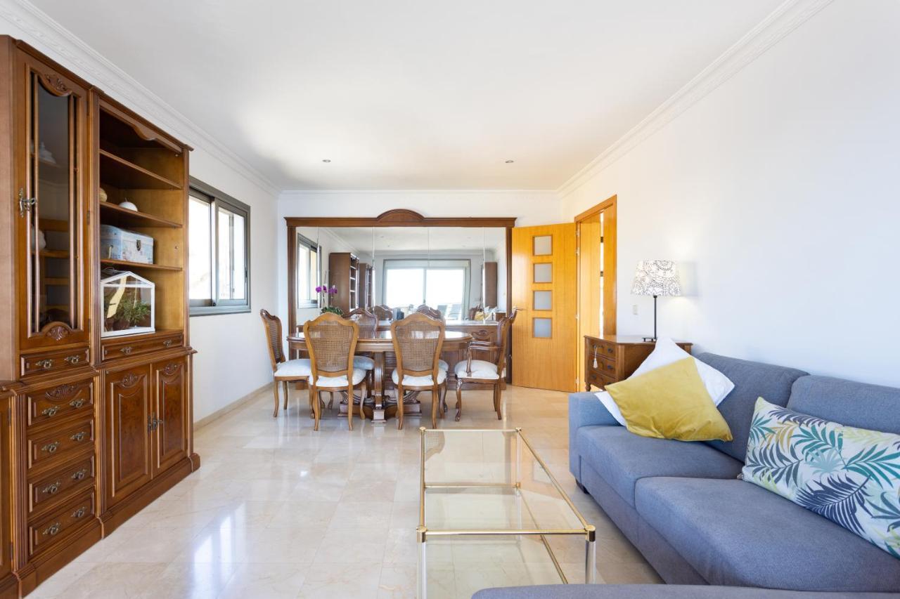 Chalet Con Vistas Al Mar En *
